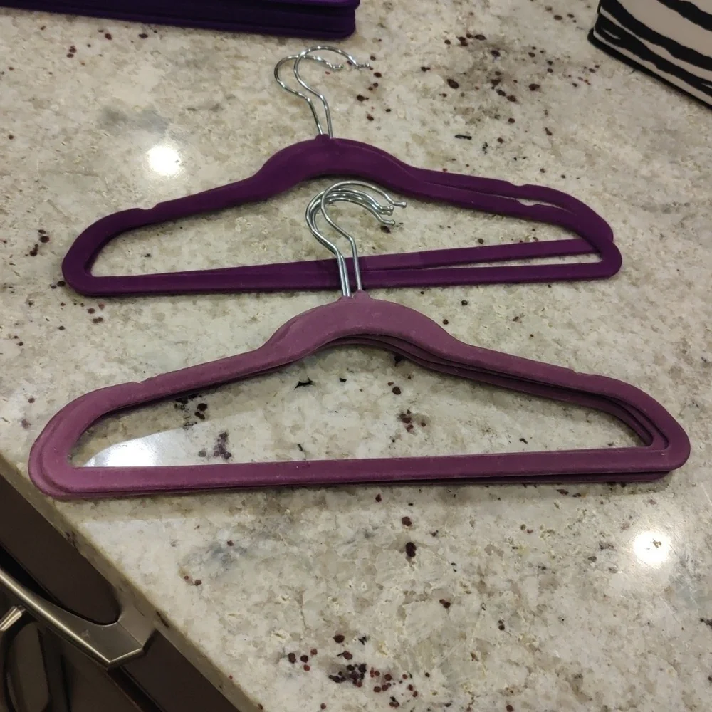 Set Of 23 Non-slip velvet Purple Hue youth/kids Hangers Retro Trendy Y2k Organiz